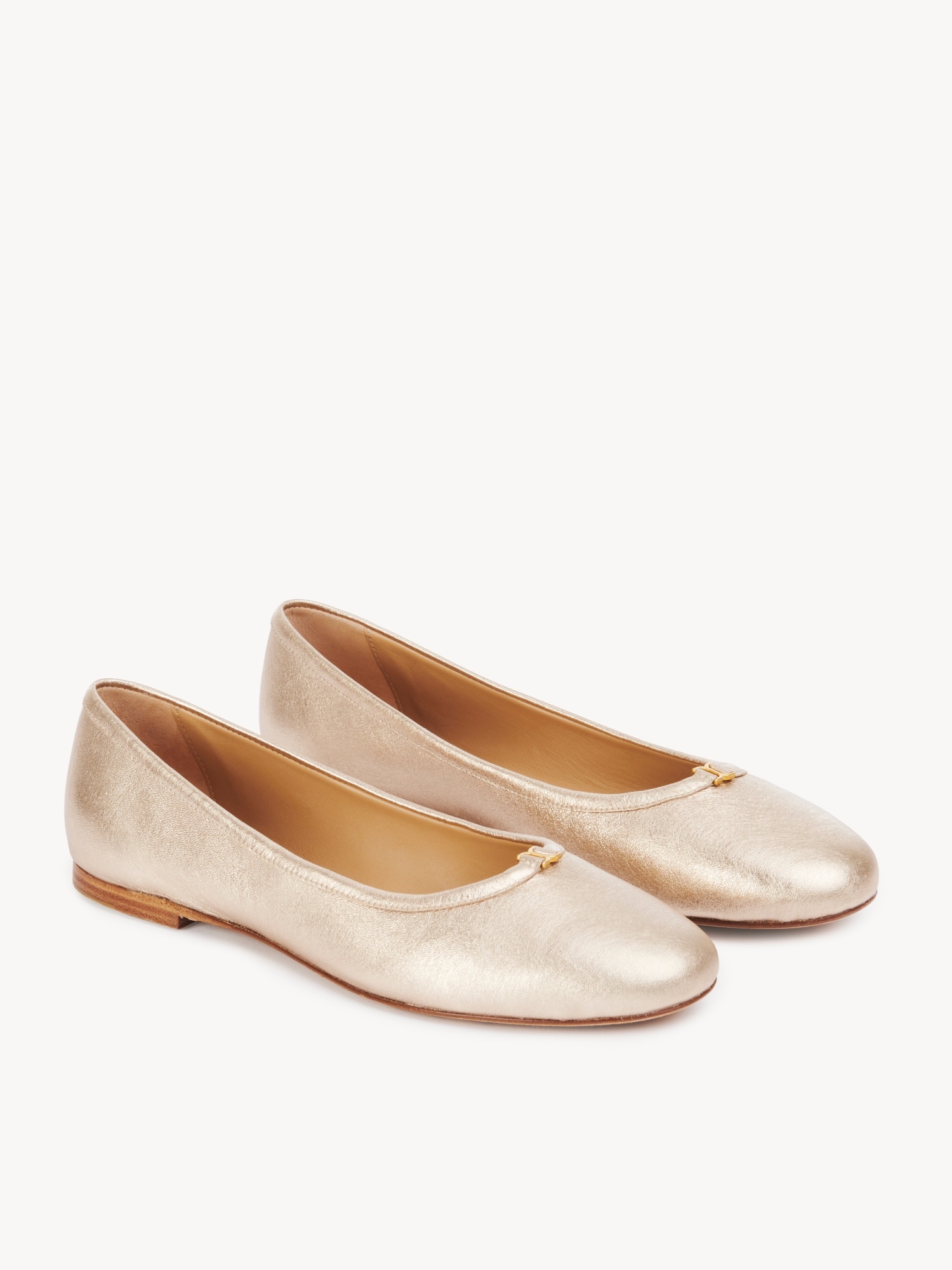 Chloé Marcie Metallic Ballerina Shoes In Nude