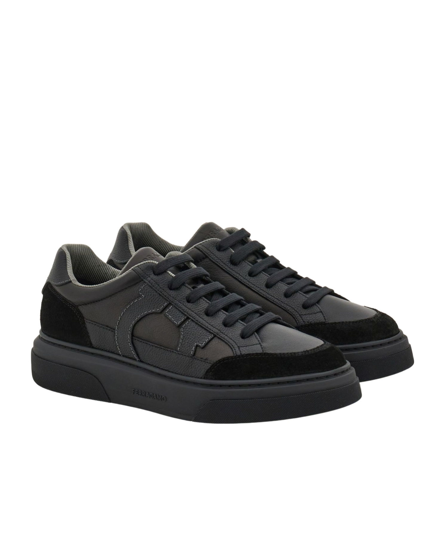 Ferragamo Cassina Gancio Low Top Sneaker In Black