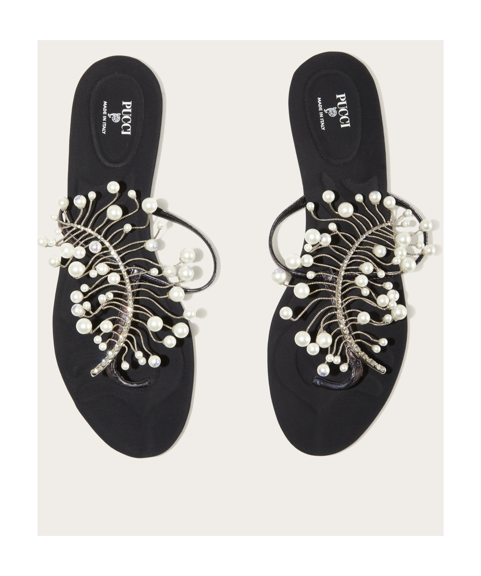 Pucci Round Head Flat Slippers In Black