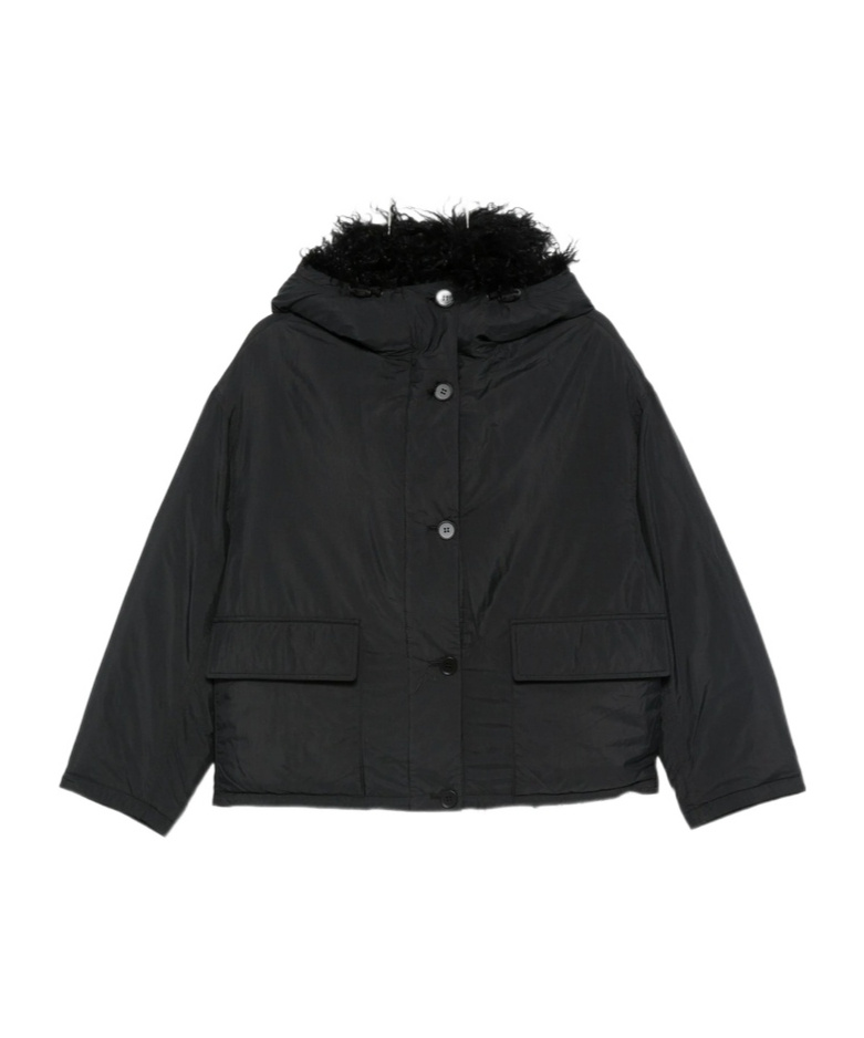 Yves Salomon Short Ultra-light Down Jacket With Curly Lambskin Trim In Black