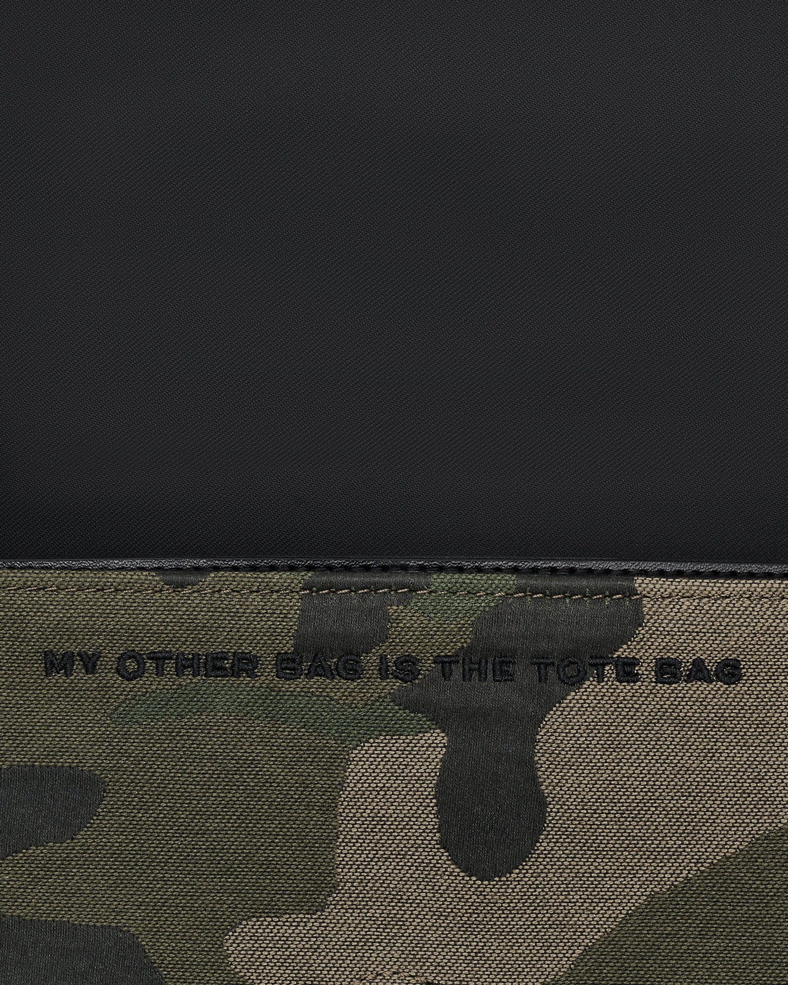 Marc Jacobs Flip Shoulder Bag In Green