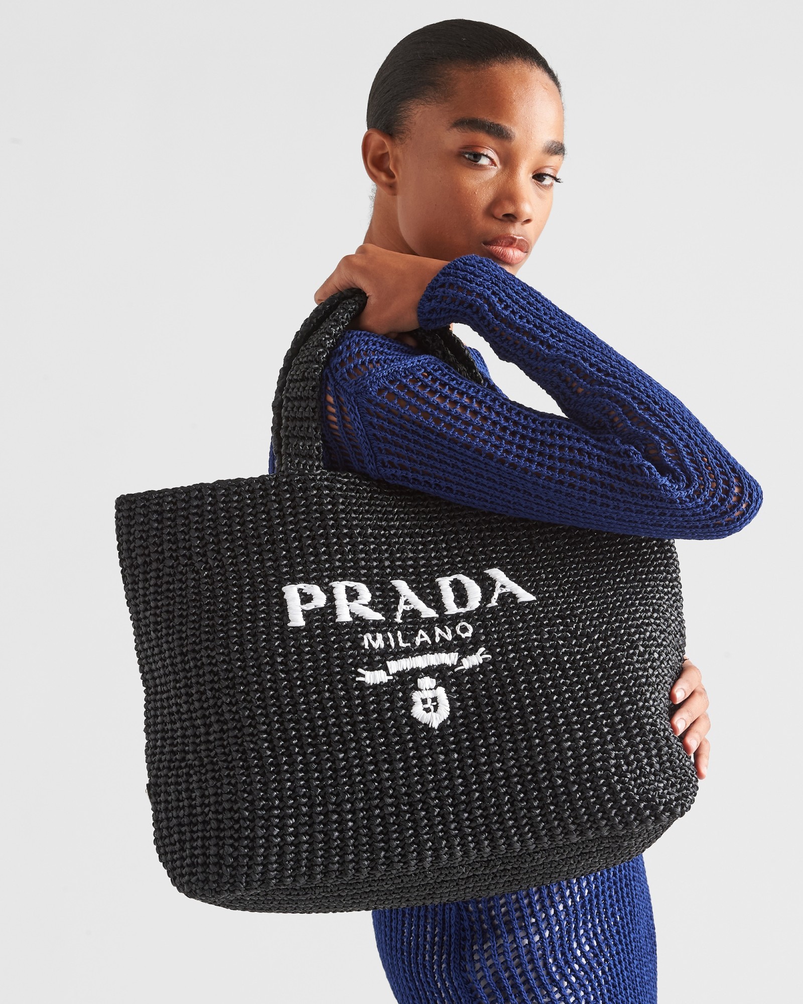 Prada Raffia Tote Bag In Black