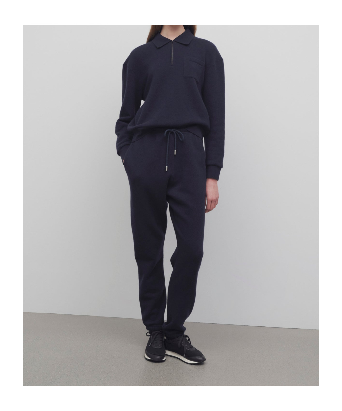 The Row Drawstring Lounge Pants In Black