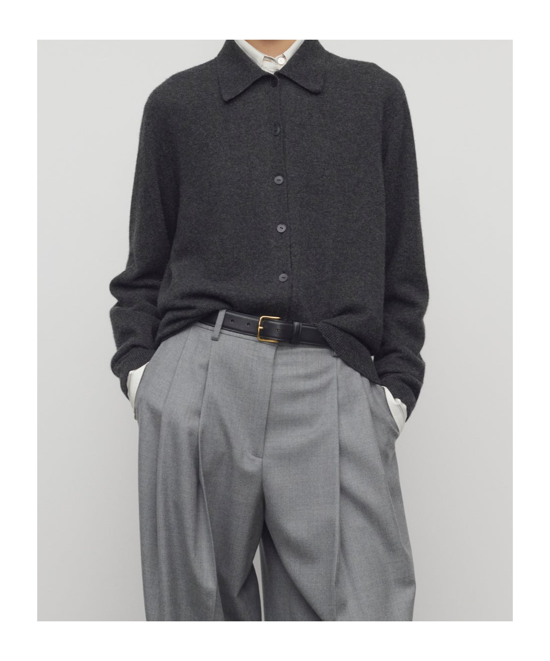 The Row Lillia Cardigan In Cashmere In Black