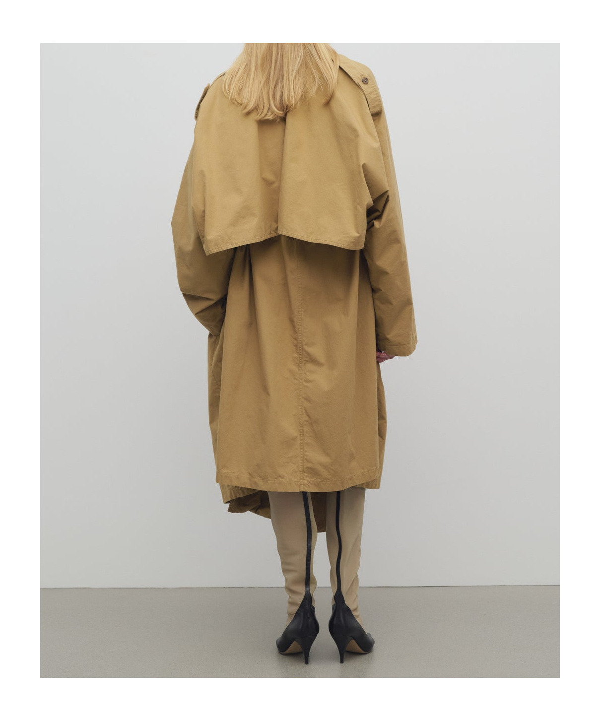 The Row Pami Gabardine Trench Coat In Brown