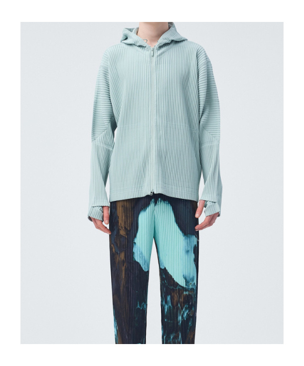 Issey Miyake Pleated Hooded Jacket In Blue