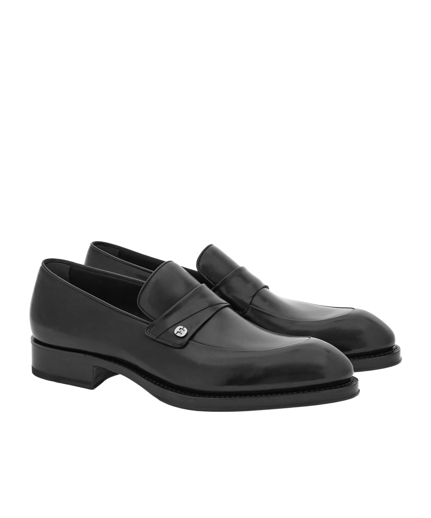 Ferragamo Tramezza Leather Loafers In Black