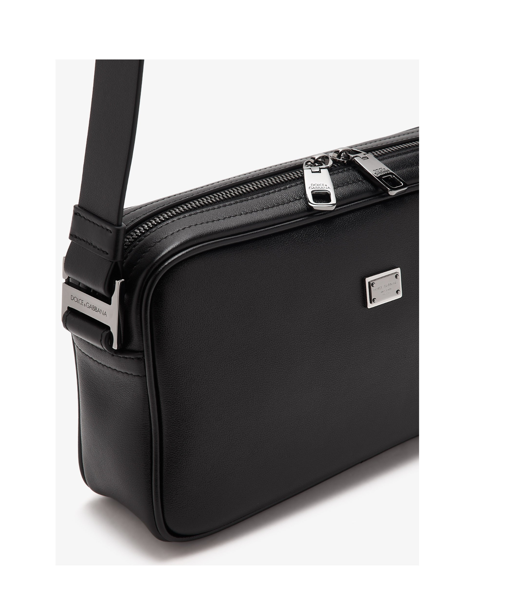 Dolce & Gabbana Zippered Shoulder Bag In Black