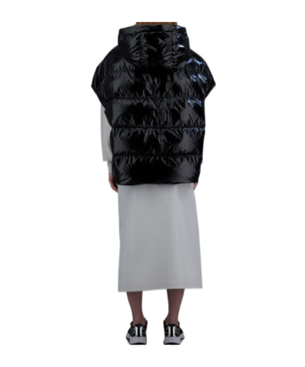 Herno 2l Glazed Anti-tear Vest Down Jacket In Black