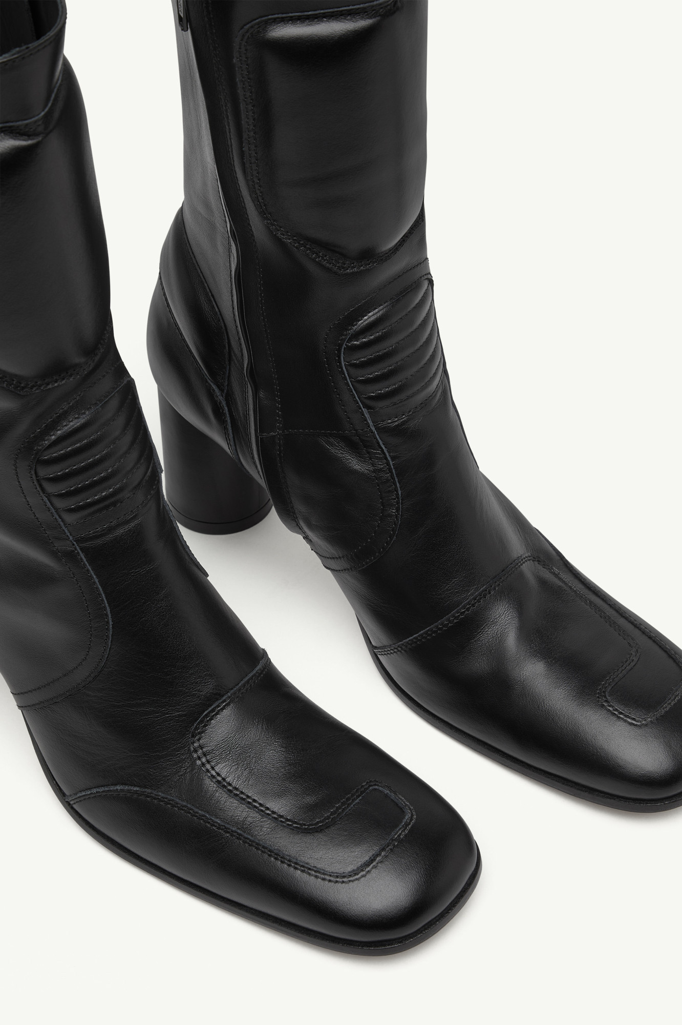 Mm6 Maison Margiela Leather Ankle Boots In Black