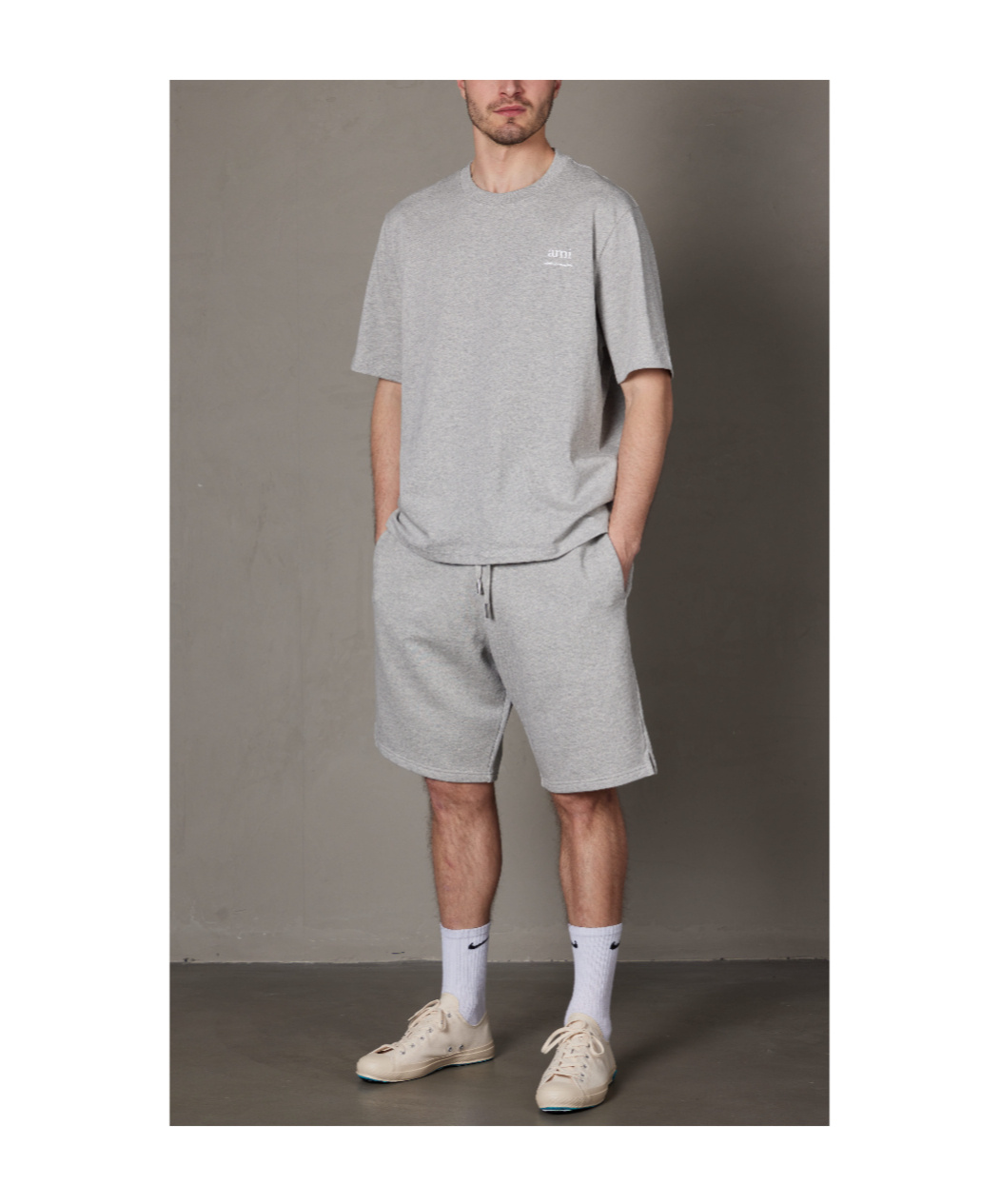 Ami Alexandre Mattiussi Ami Paris Ami De Coeur Logo Embroidered Drawstring Knitted Shorts In Gray