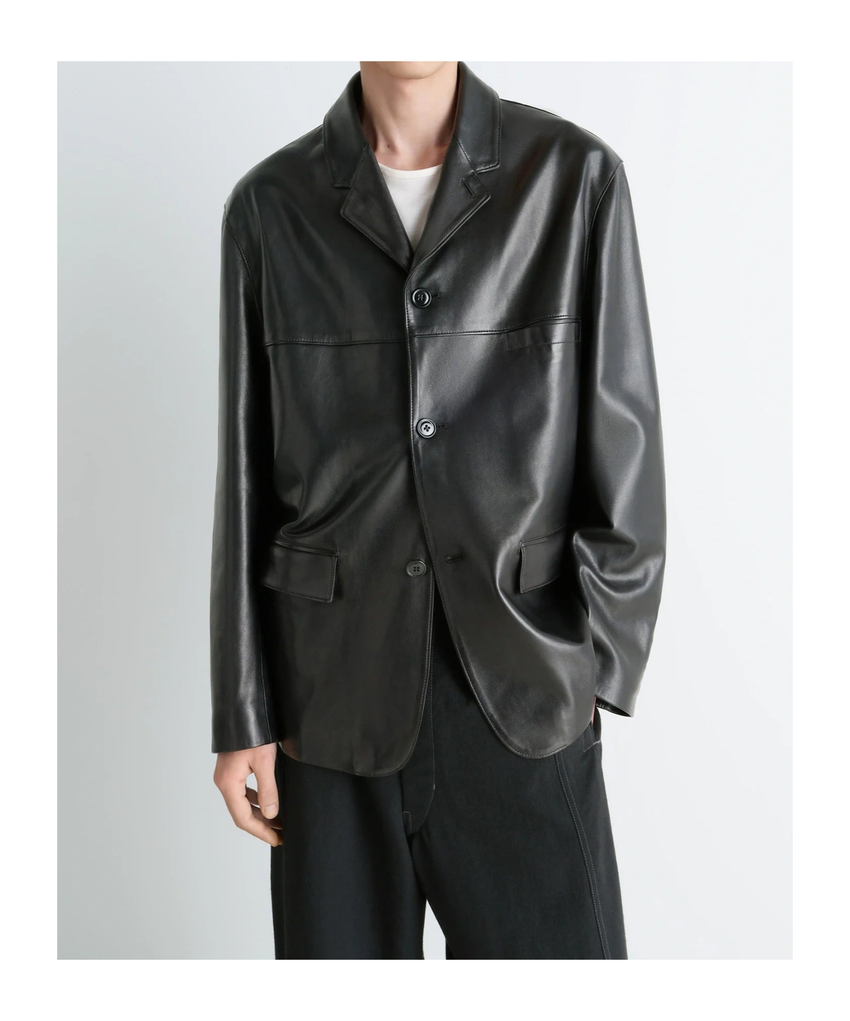 Lemaire Tailored Single-breasted Leather Jacket In Black