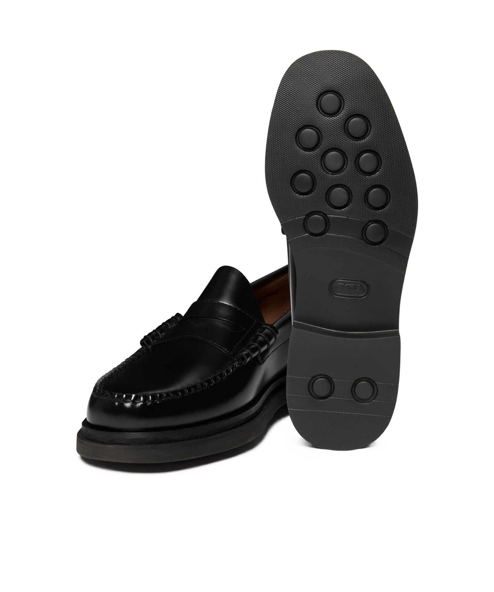 G.h. Bass & Co. Round Head Loafer Shoes In Black