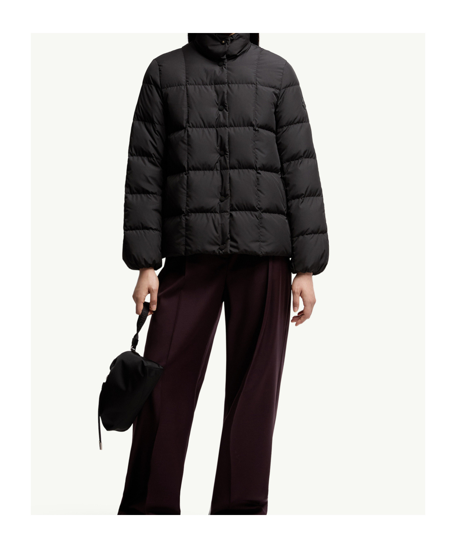 Moncler Cochevinne Square-quilted Short Down Jacket In Black