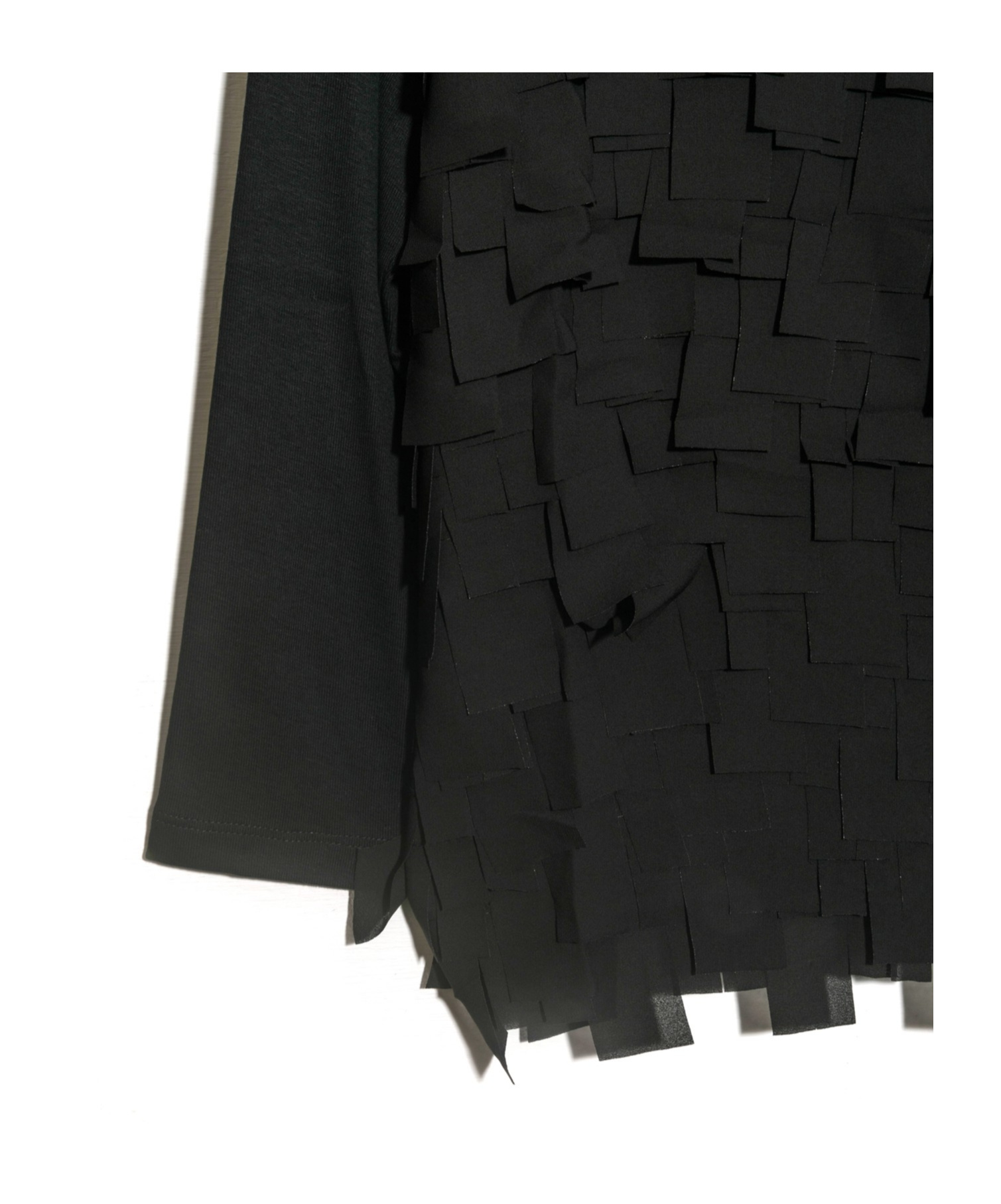 Chie Mihara Round Collar And Long-sleeved T-shirt In Black