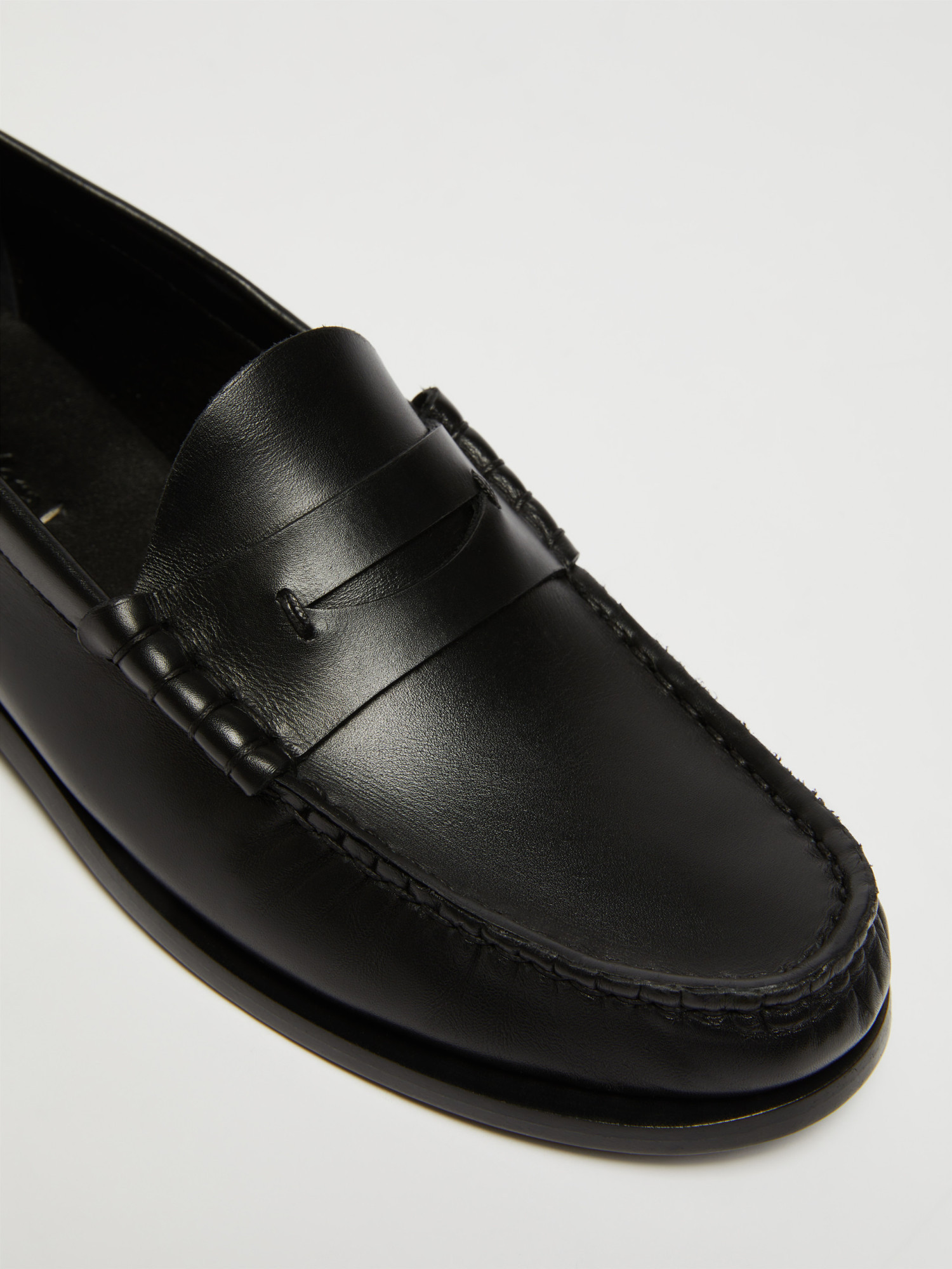 Max Mara 20mm Mm Leather Loafers In Black