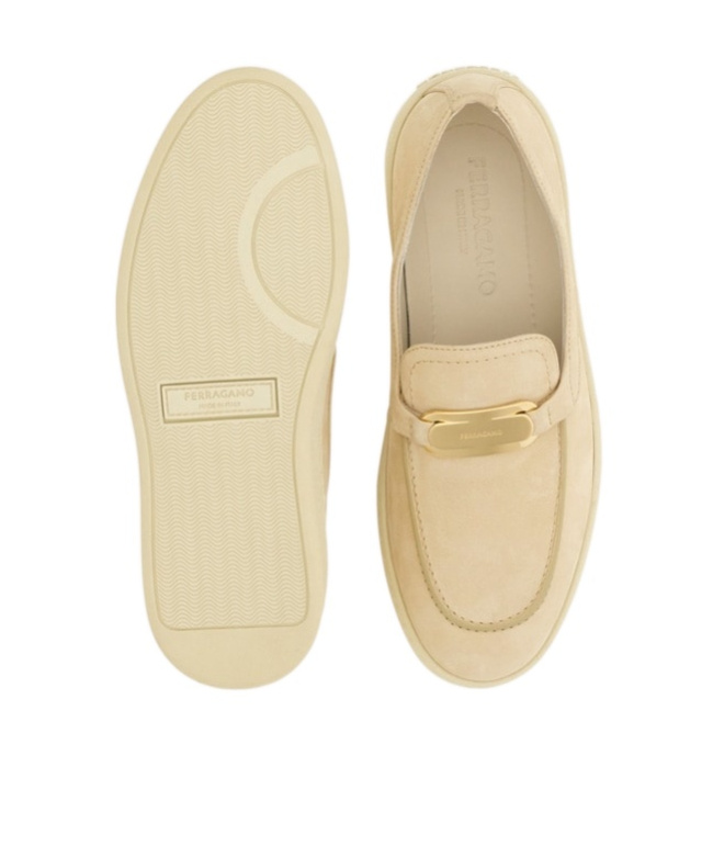 Ferragamo Nubuck Leather Loafers Gold Hardware In Nude