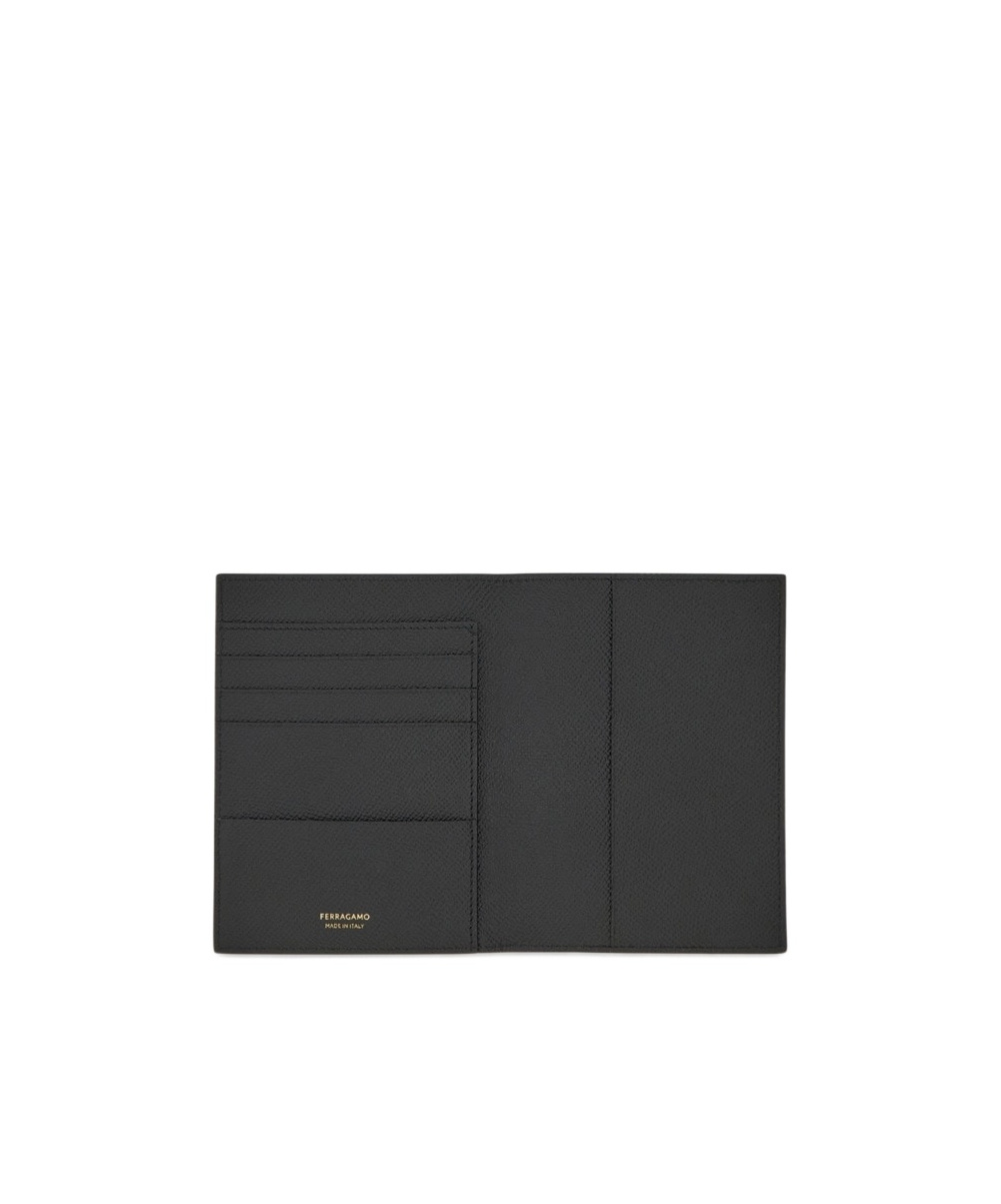 Ferragamo Gancini Passport Holder In Black