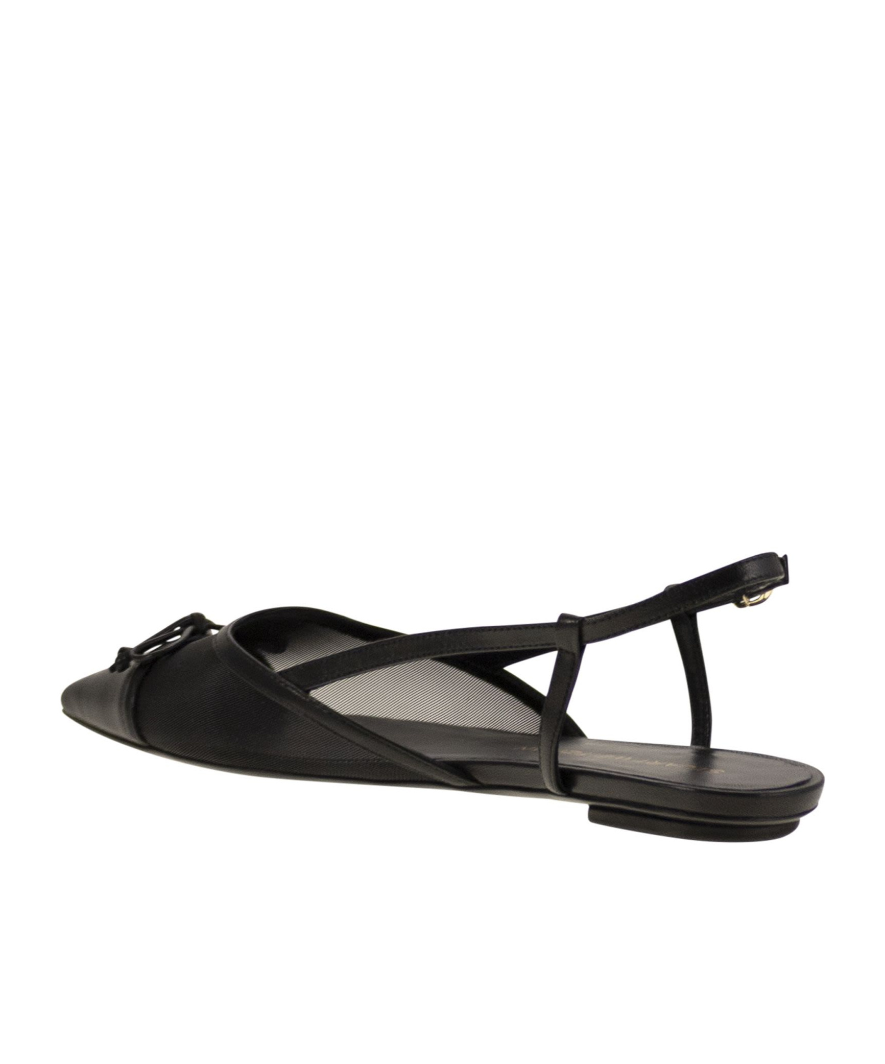 Stuart Weitzman Clear Quilted Pointed Flat Sandals In Black