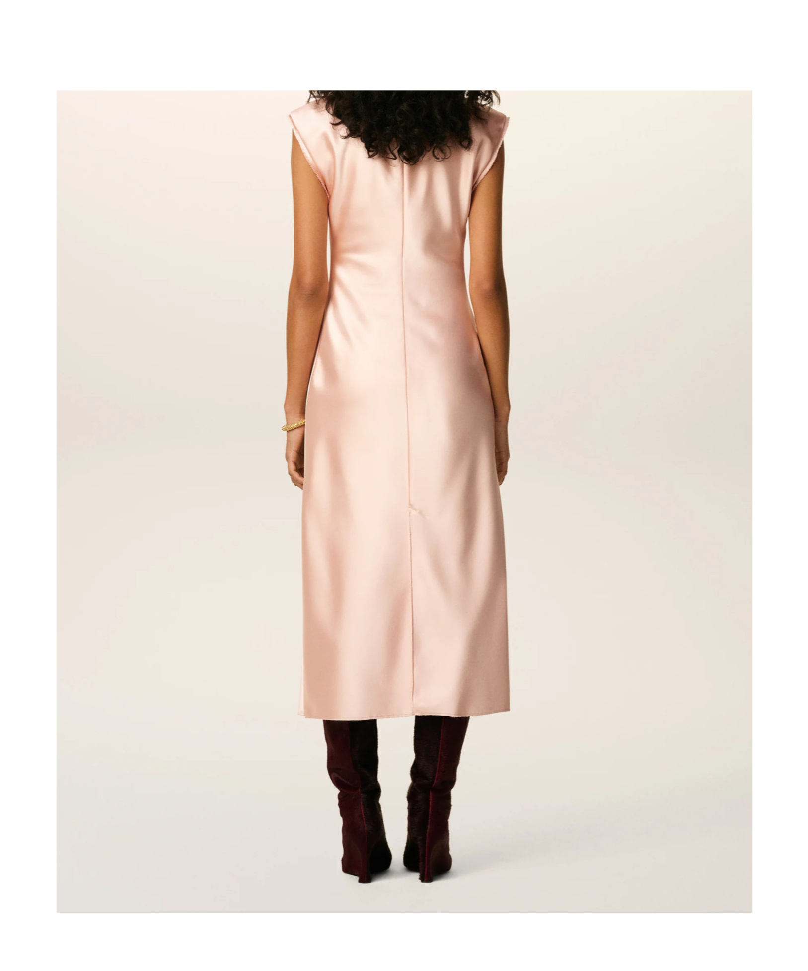 Ami Alexandre Mattiussi Sleeveless Knee Length Dress With Seam Design In Neutral