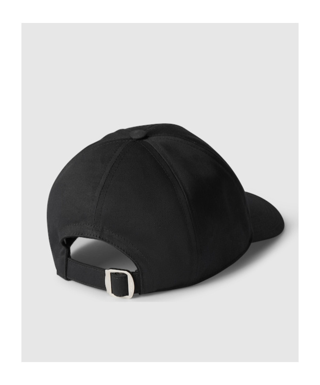 Gucci Logo-embroidered Cotton Baseball Cap In Black