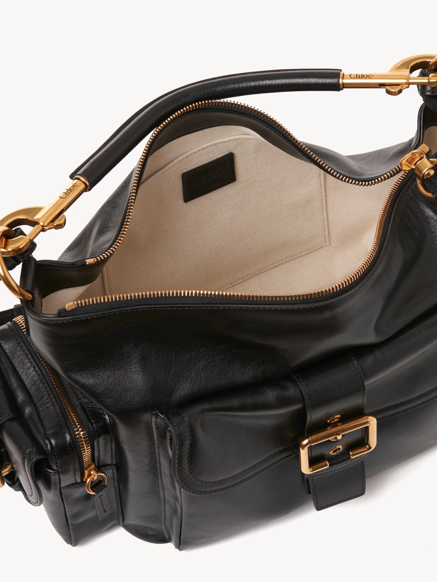 Shop Chloé Medium Camera Shoulder Bag In Black