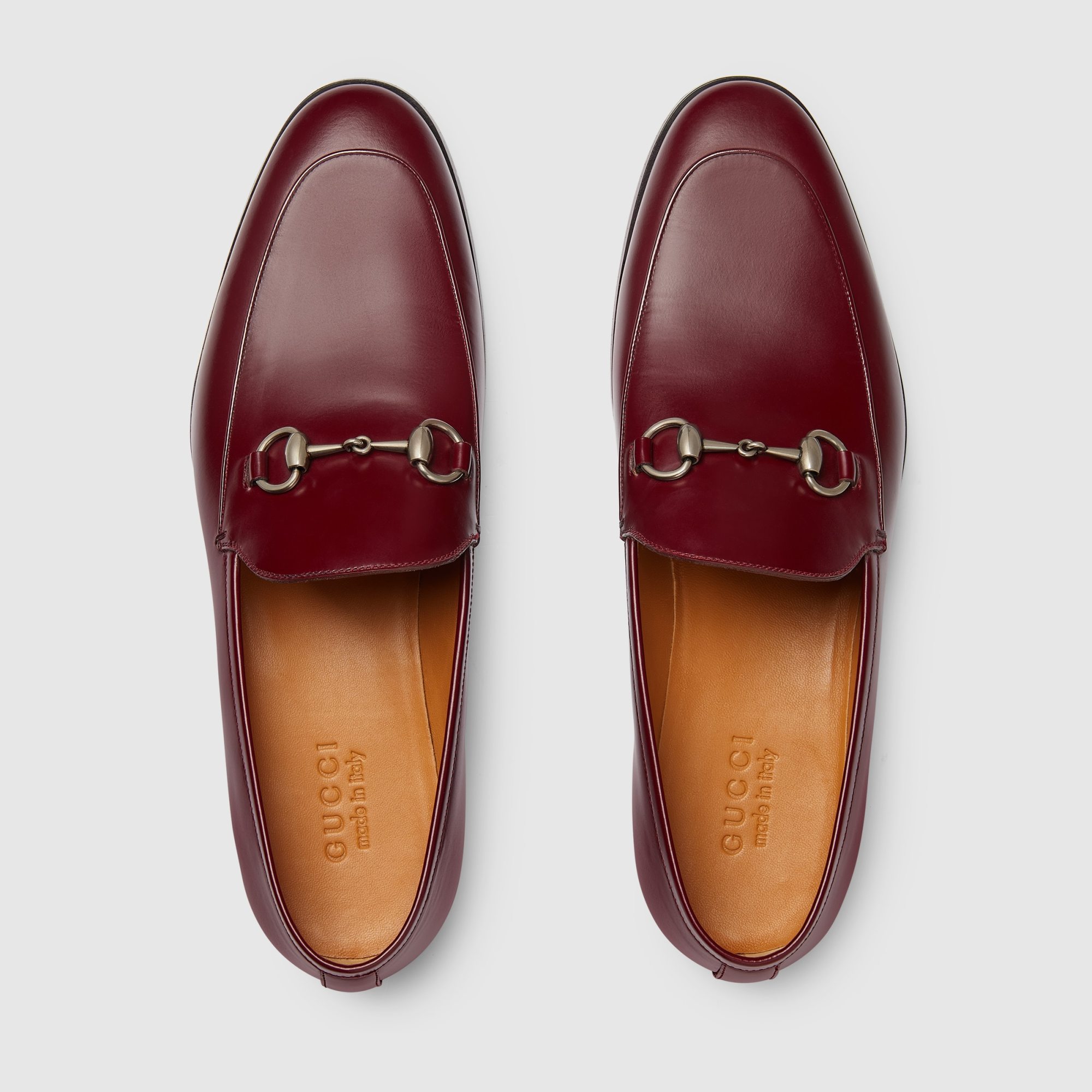 Gucci Horse Title Buckle Loafer Shoes In Red