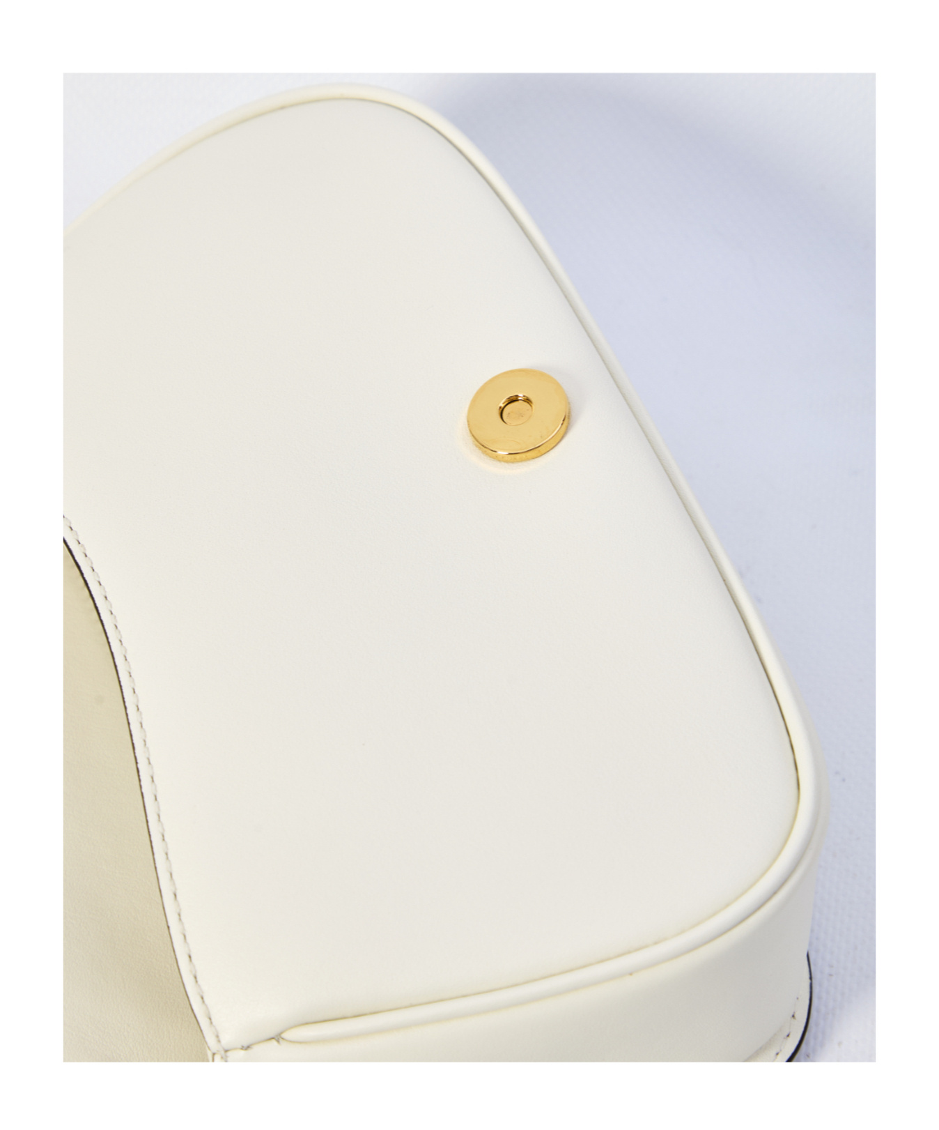 Gucci Medium Blondie Leather Cross Body Bag In White