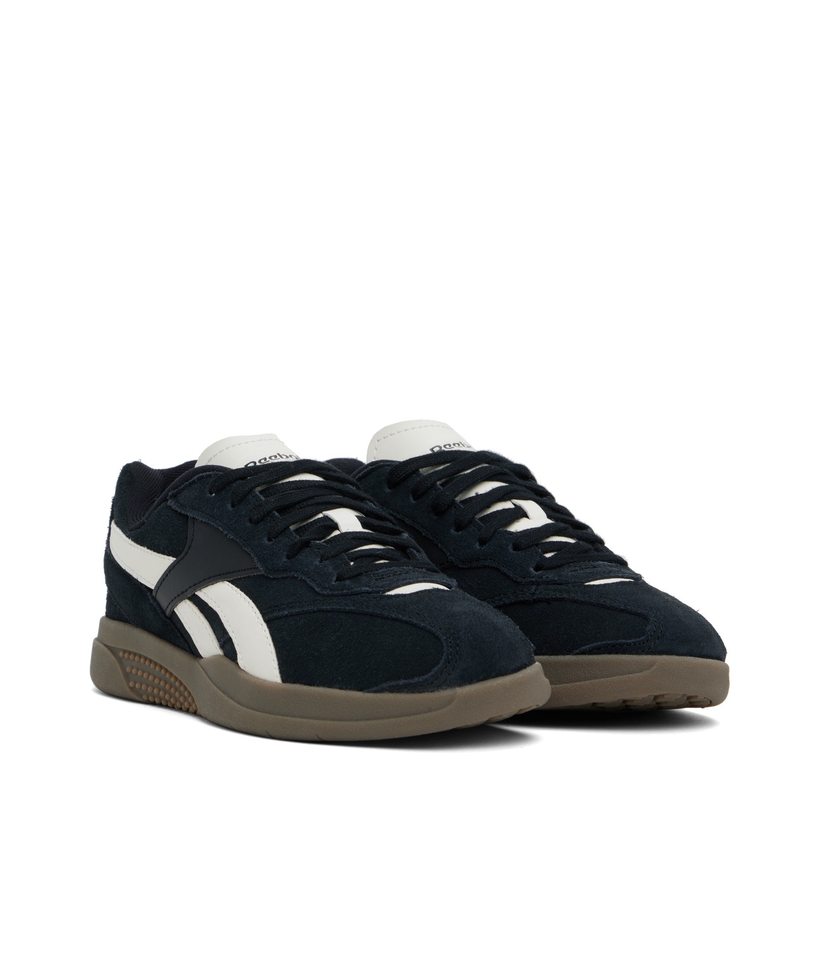 Reebok Round Toe Low-top Sneakers In Black