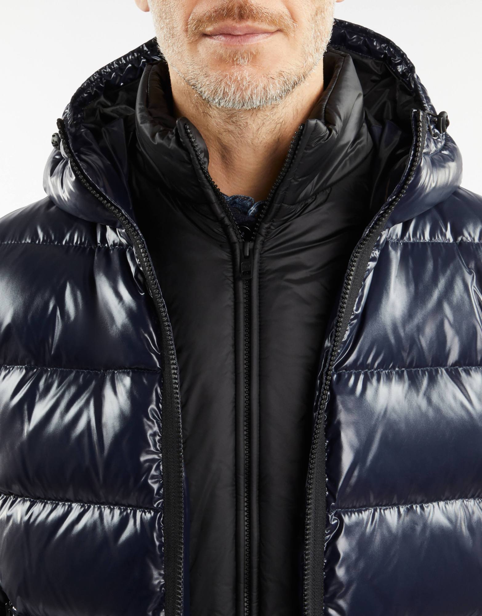 Fay Long-sleeved Quilted Down Jacket In Black