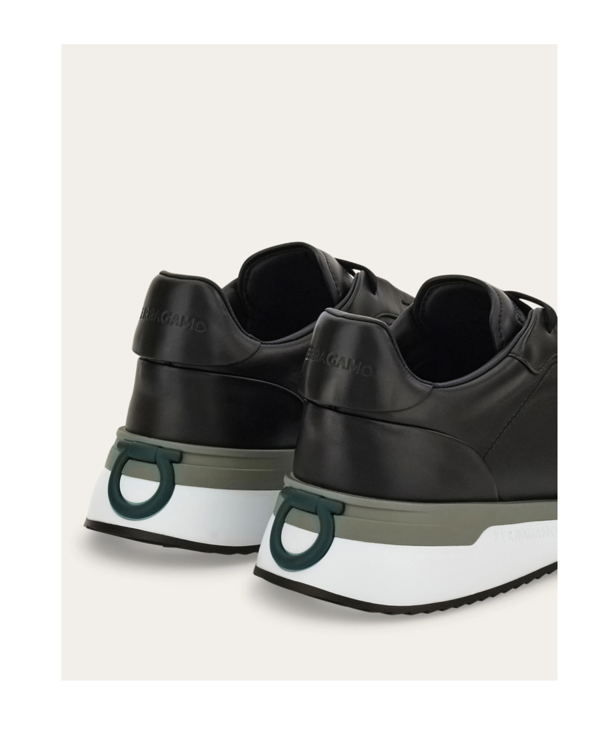 Ferragamo Low Cut Sneaker In Black
