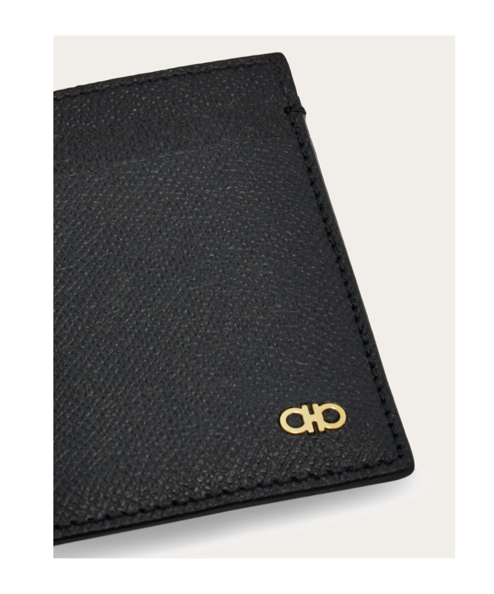 Ferragamo Gancini Card Holder In Black