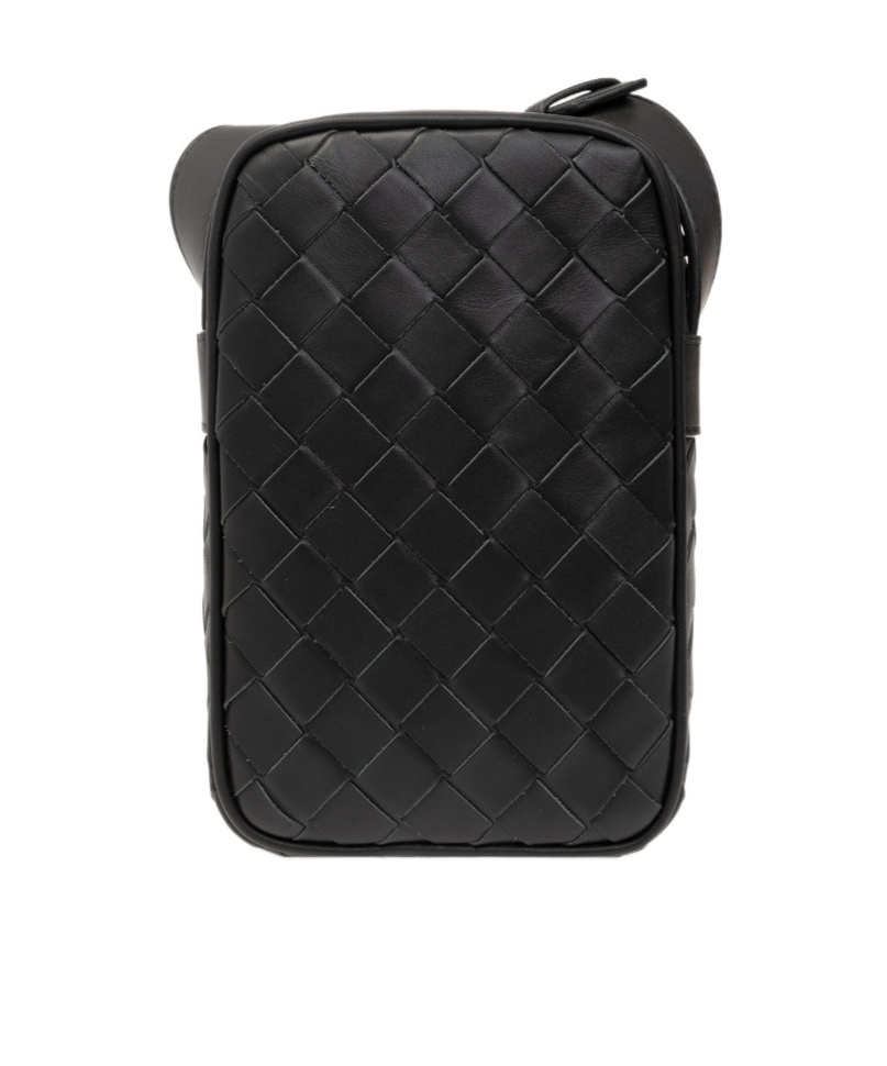 Bottega Veneta Woven Detail Shoulder Bag In Black