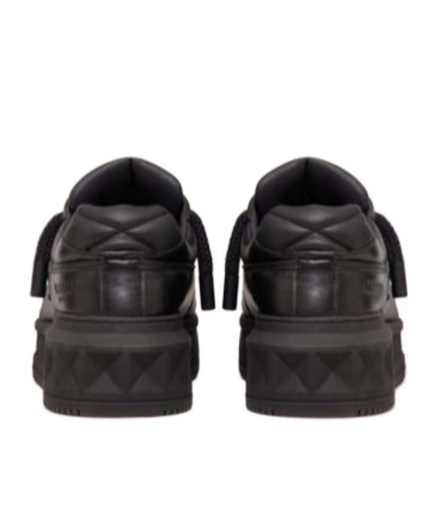 Valentino Black One Stud Xl Nappa Leather Low-top Sneakers In Black
