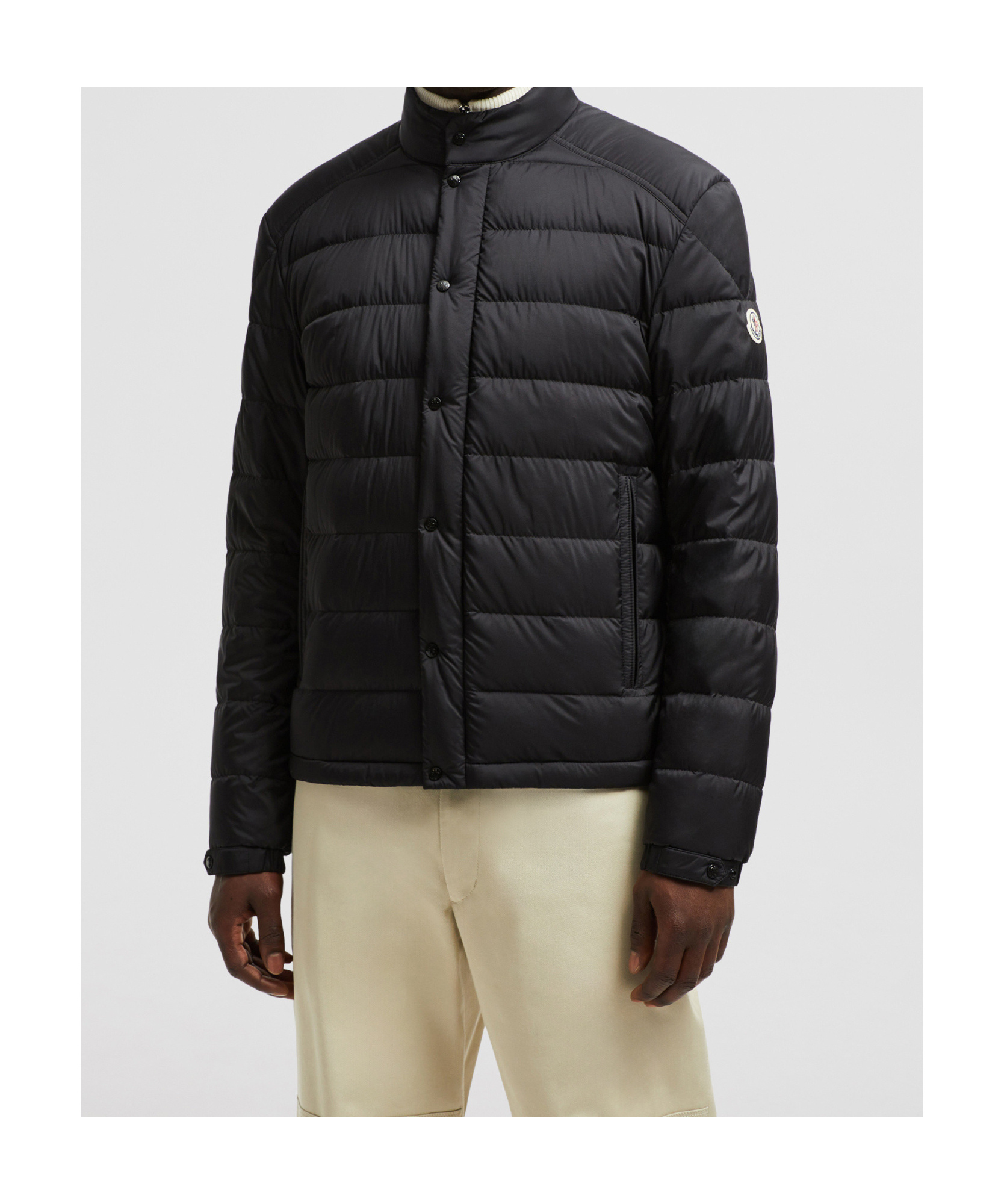 Moncler Chevrerie Down Jacket In Black
