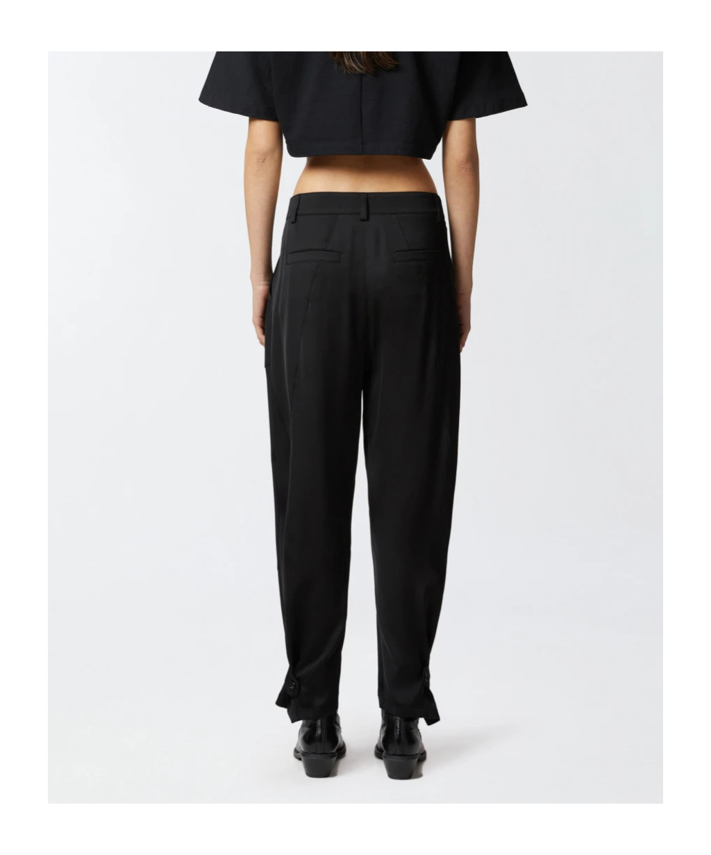 Pinko Satin Button Detailed Pants In Black