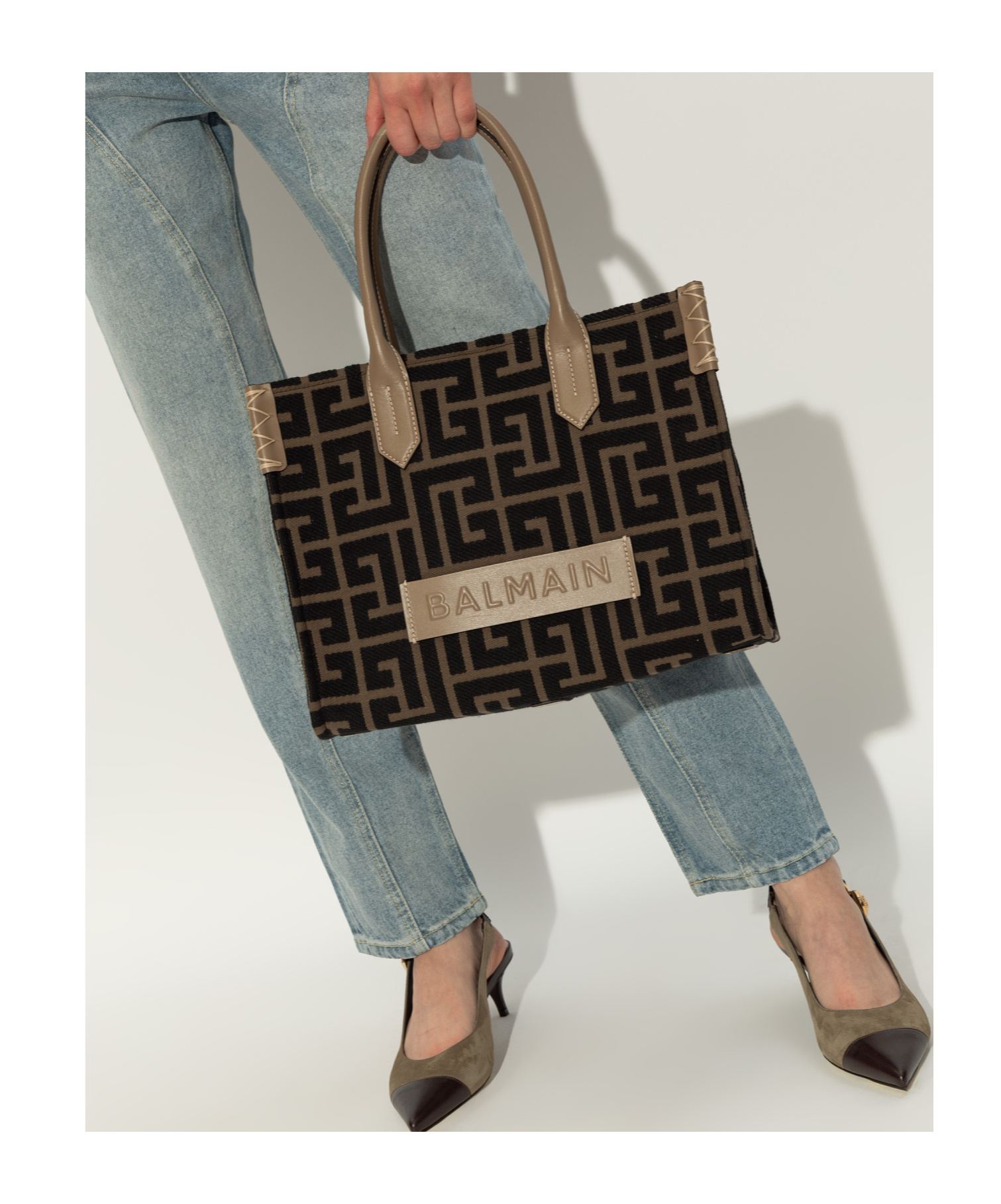 BALMAIN B-ARMY SHOPPER 36 BAG IN PB LABYRINTH JACQUARD 