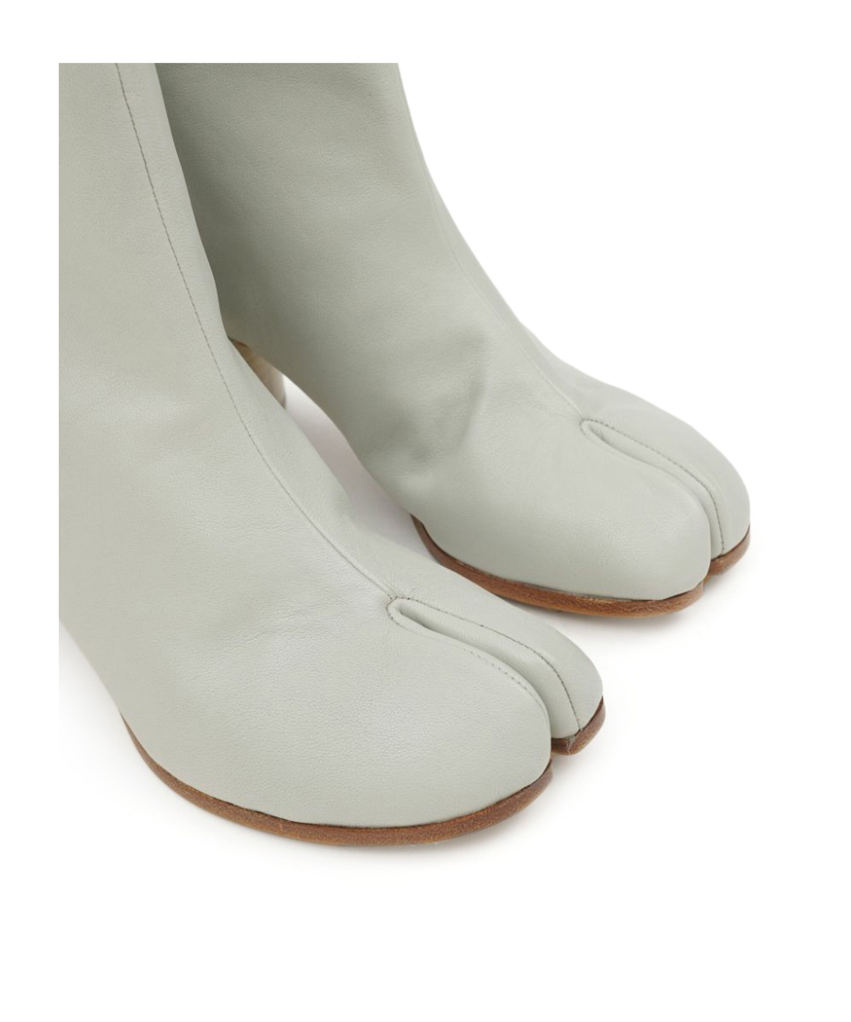 Shop Maison Margiela Tabi 60mm Leather Ankle Boots In White