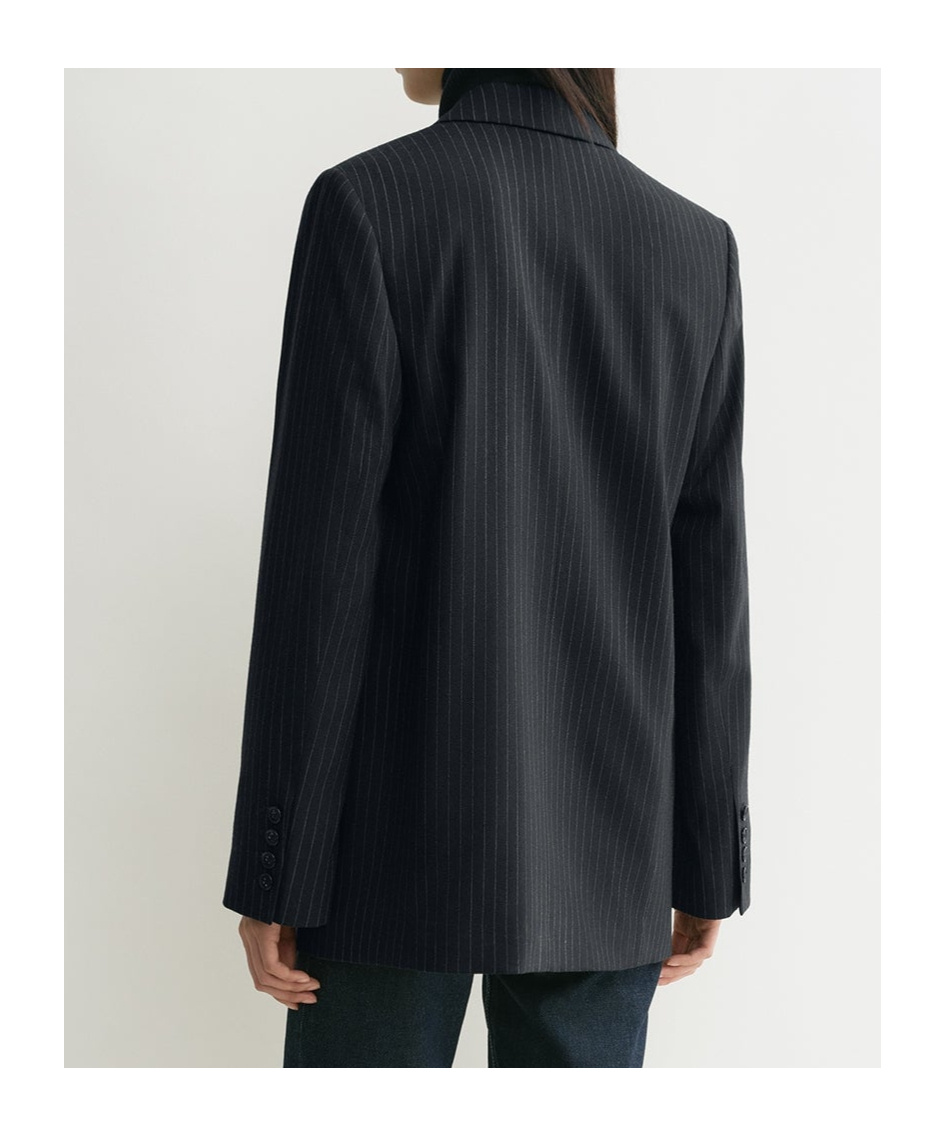 Totême Tailored Pinstriped Blazer In Black