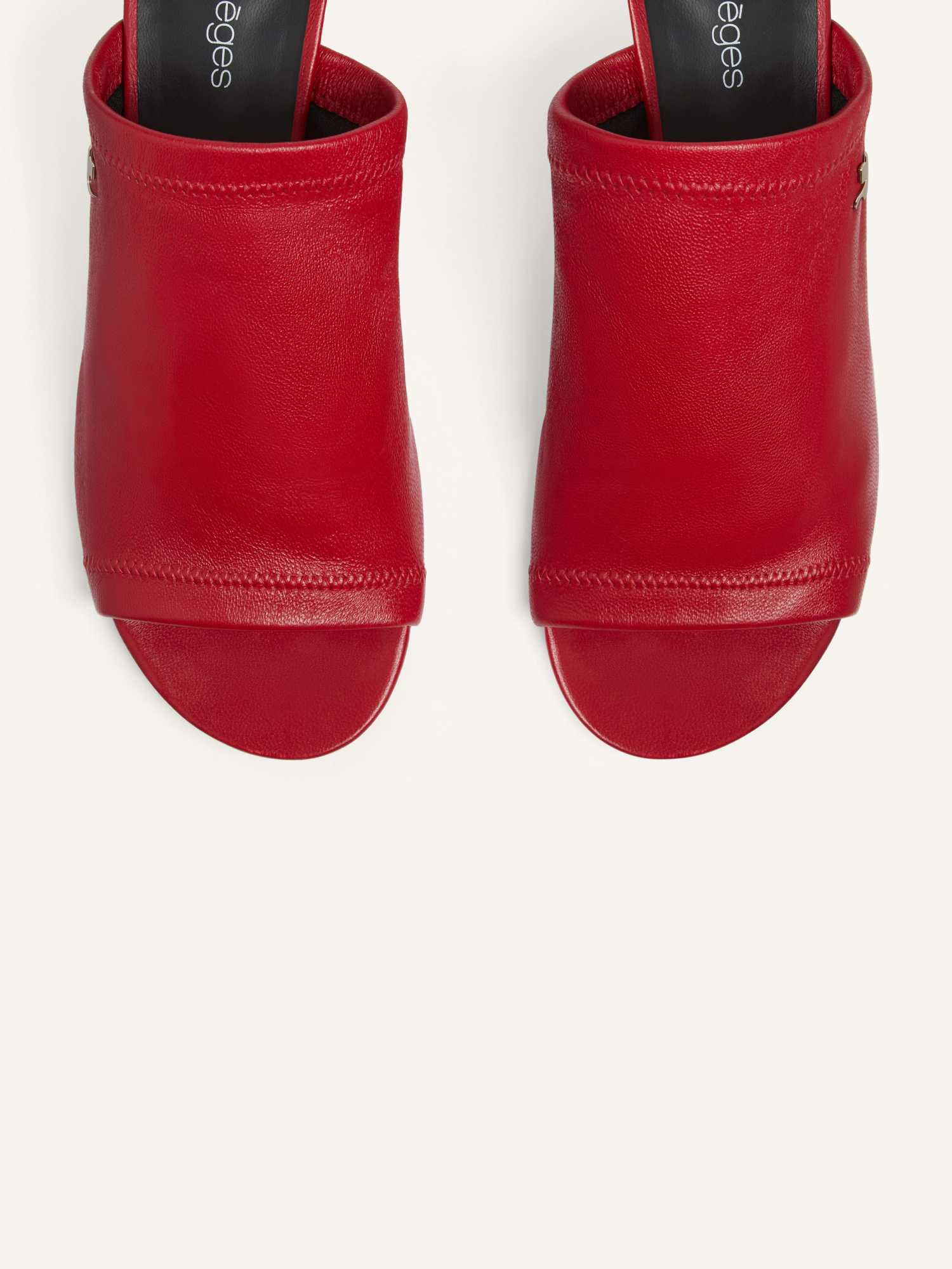 Courrèges Wet Stretch 50 Leather Mules In Red