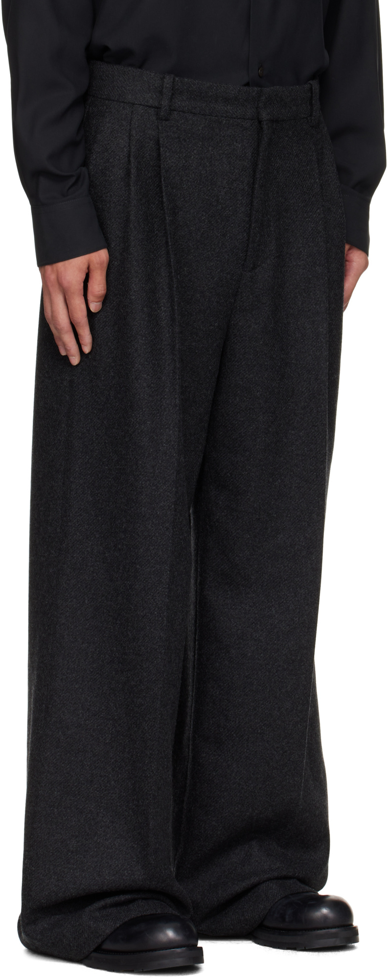 The Row Oberyn Wide-leg Pleated Melton Virgin Wool And Cashmere-blend Flannel Trousers In Black