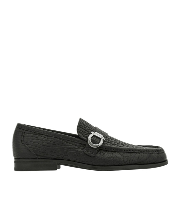 Ferragamo Leather Caspian Loafers In Black