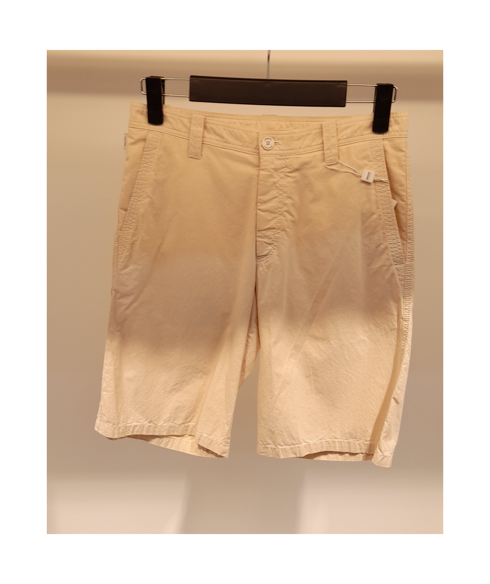 ARMANI COLLEZIONI ZIPPERED CASUAL SHORTS