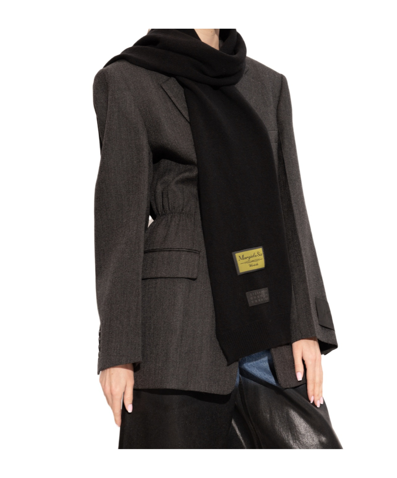 Mm6 Maison Margiela Logo Patch Knitted Scarf In Black