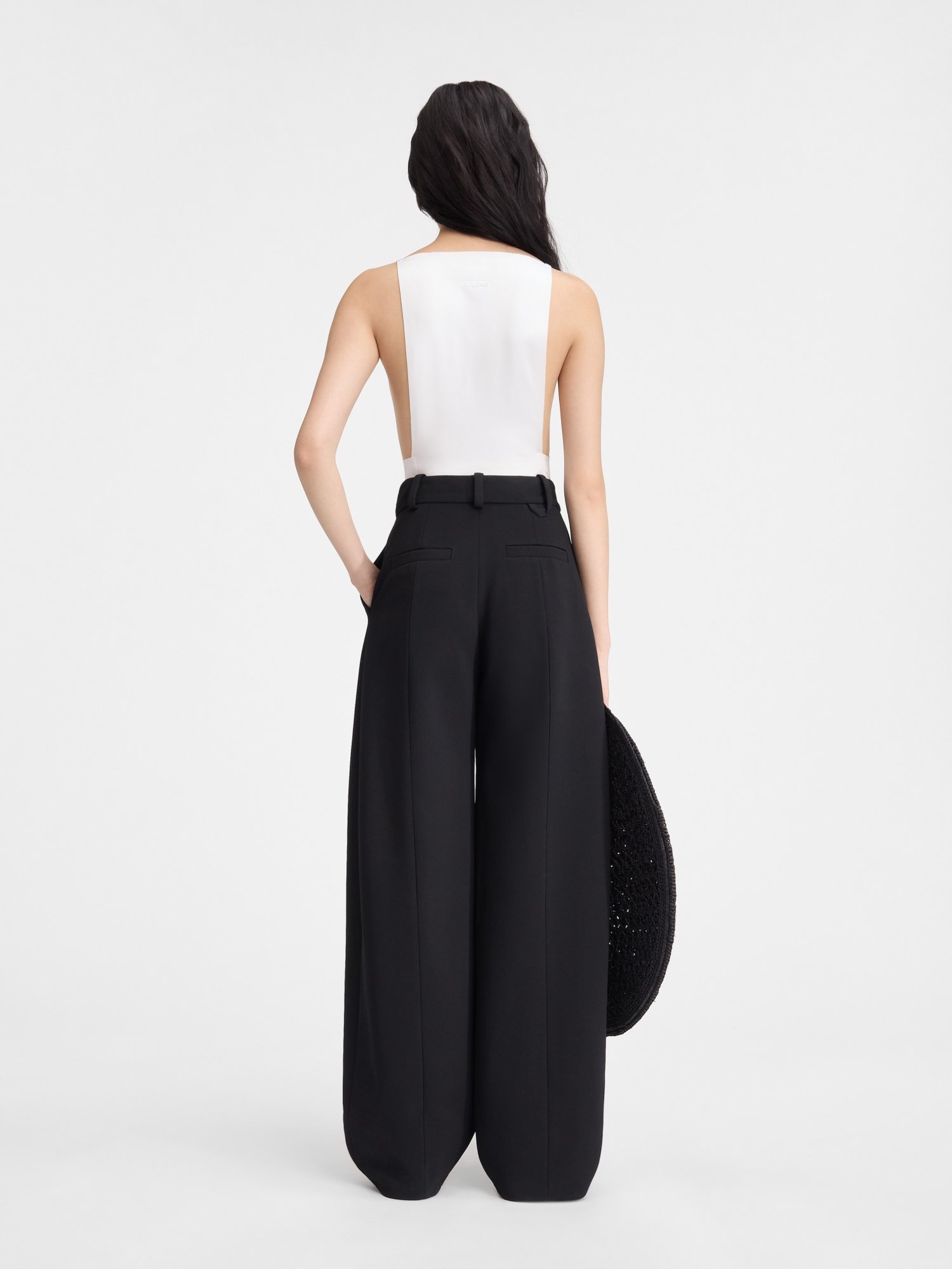Jacquemus Le Pantalon Paseo Tech Wide Pants In Black