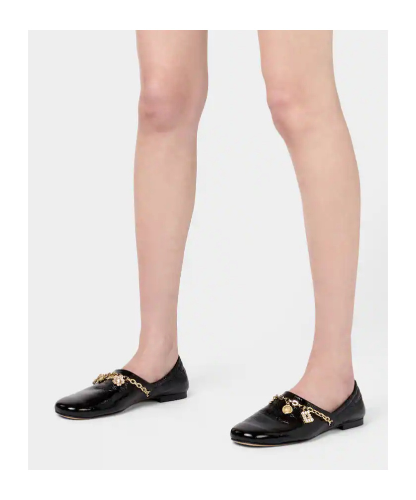 Roger Vivier Slippers In Patent Leather In Black