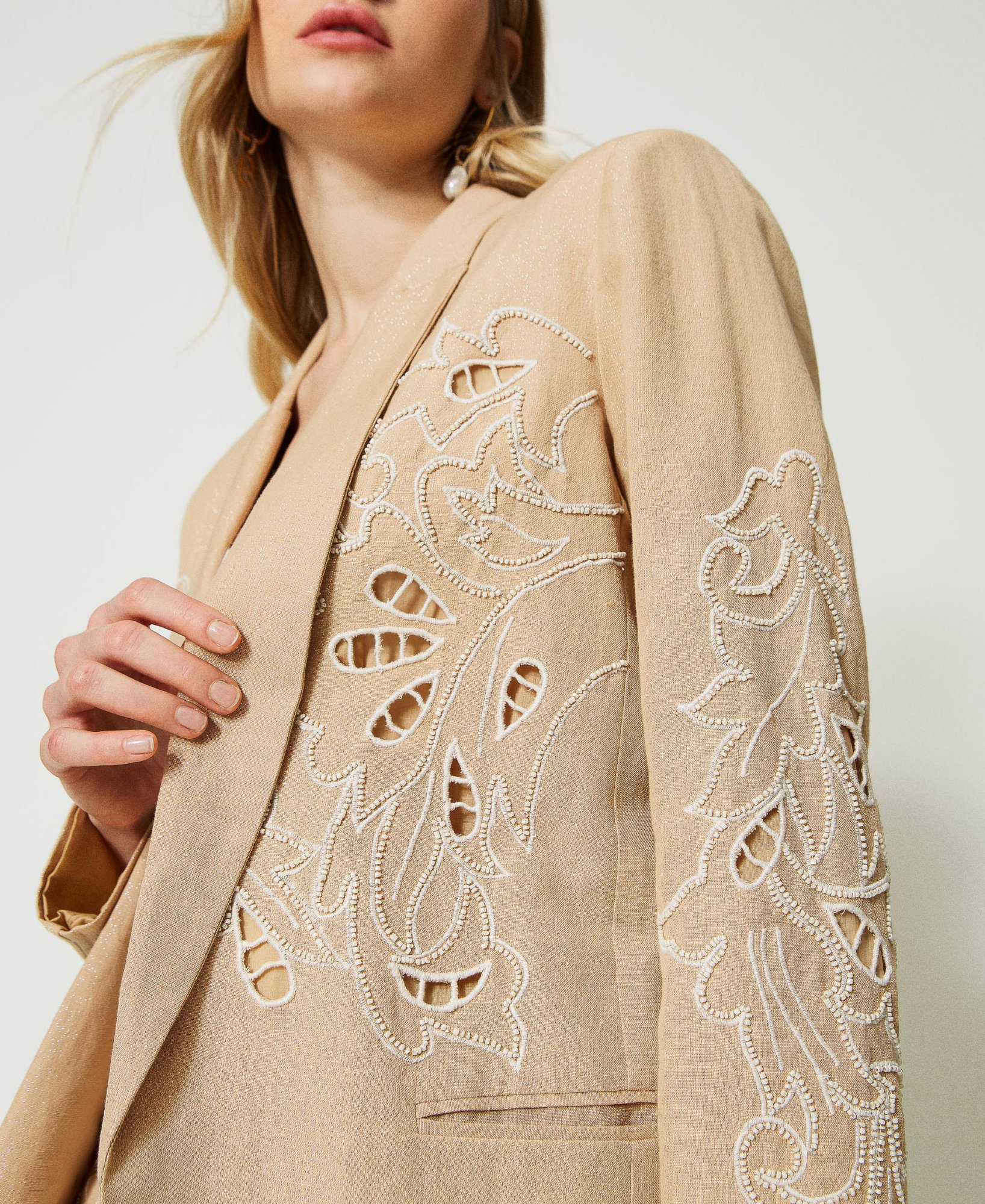 Twinset Long-sleeved Suit Coat In Nude