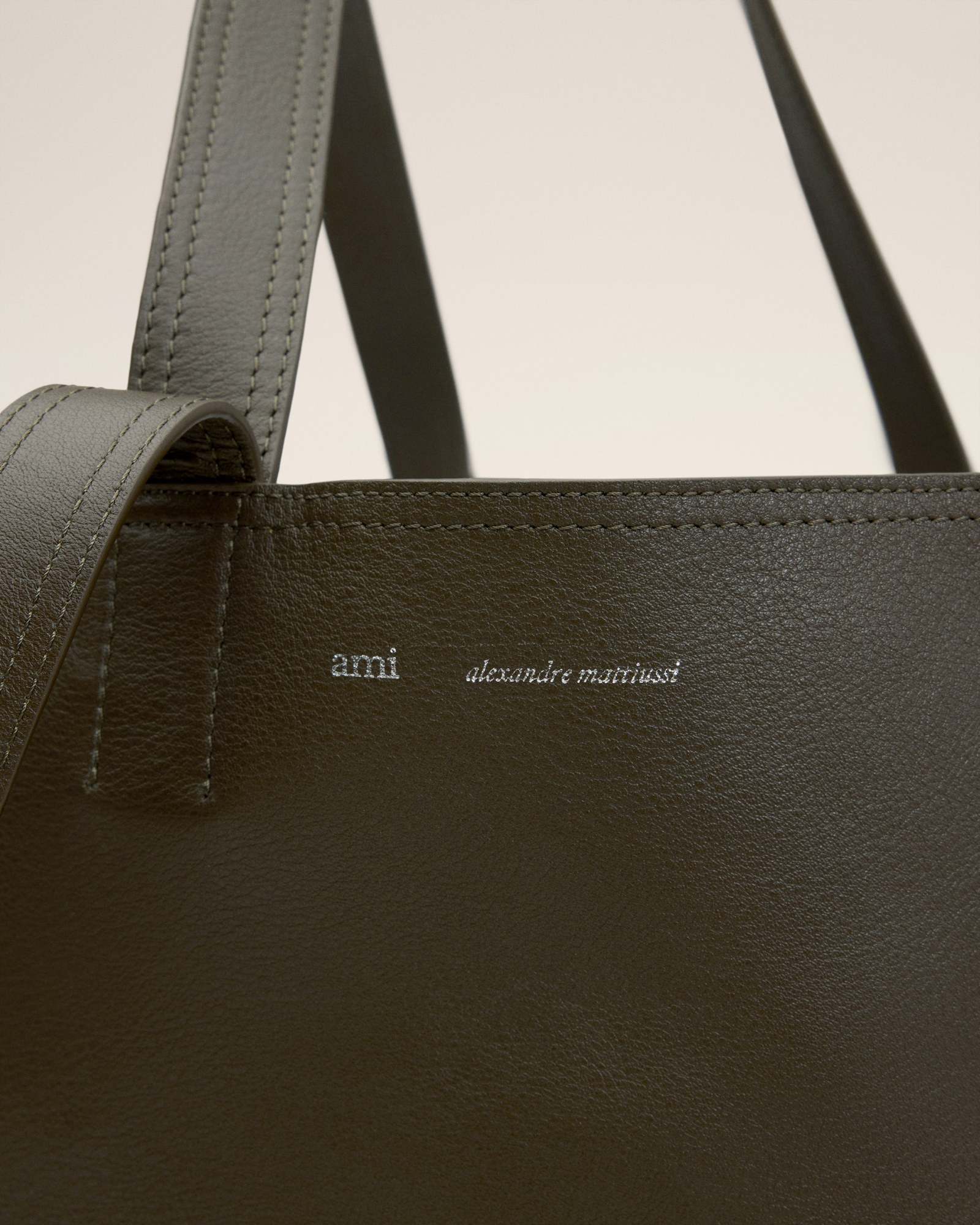 Ami Alexandre Mattiussi Medium One-shoulder Handbag In Black