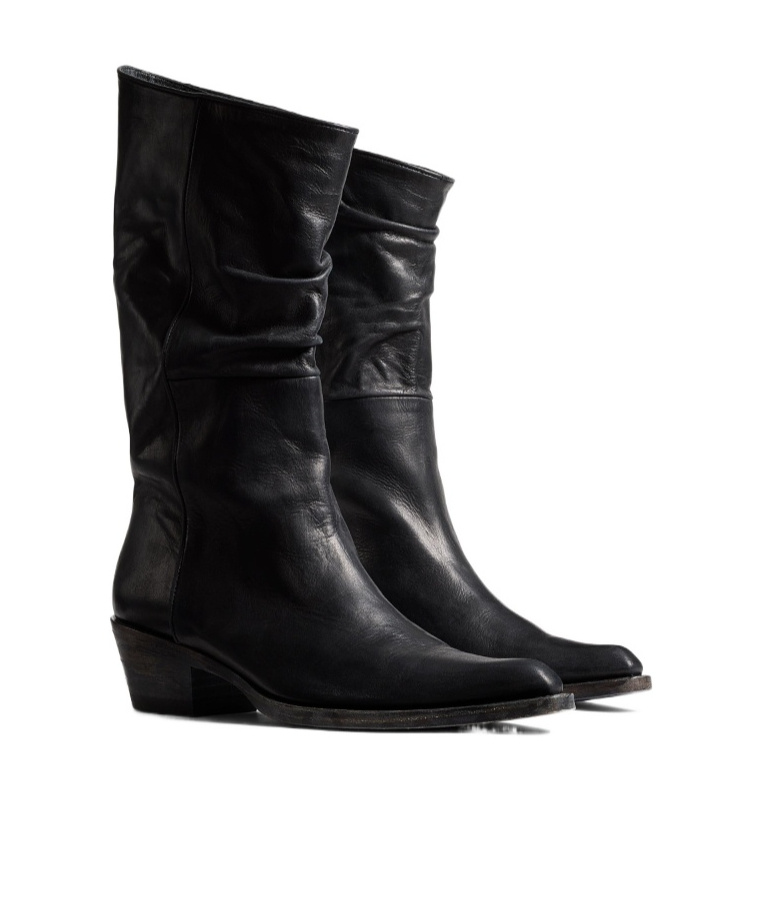 Khaite 45mm Leather Pointed-toe Boots In Black