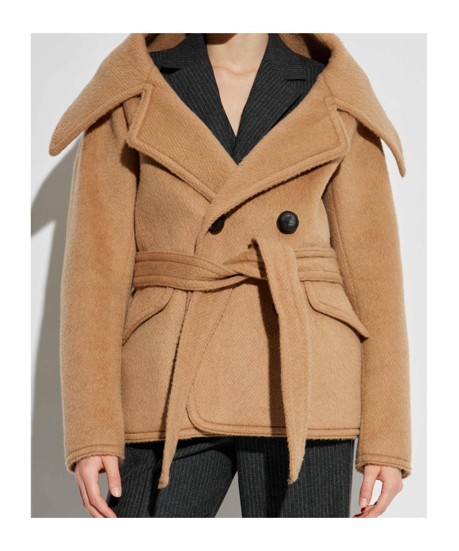 Dsquared2 Belted Double-breasted Jacket In Neutral